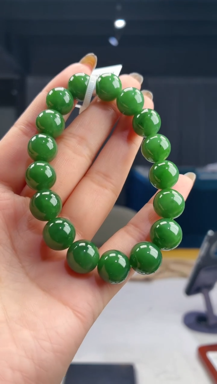 定制和田玉天然和田玉（拍一发一)