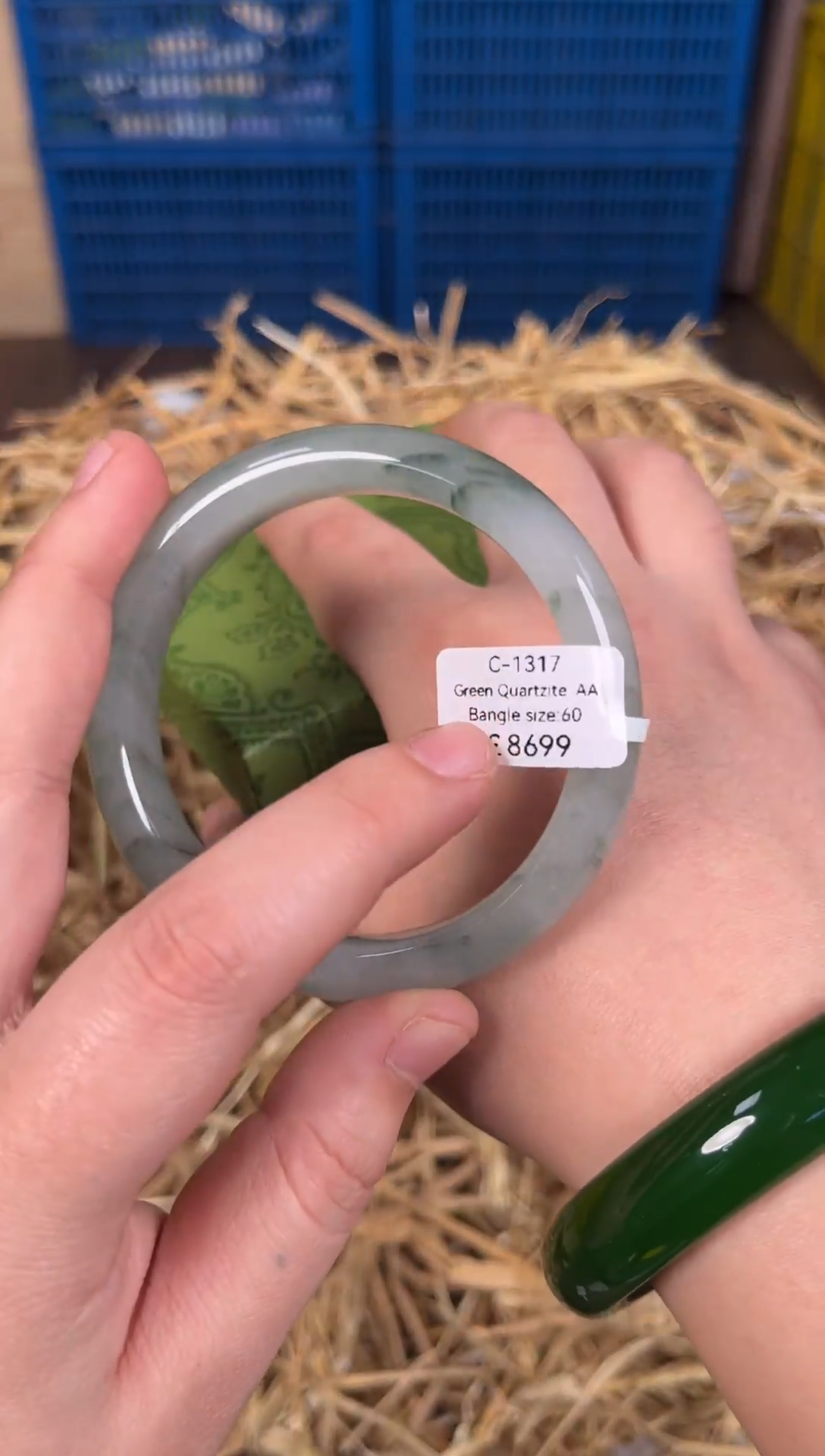 未镶嵌手镯石英质玉C1317