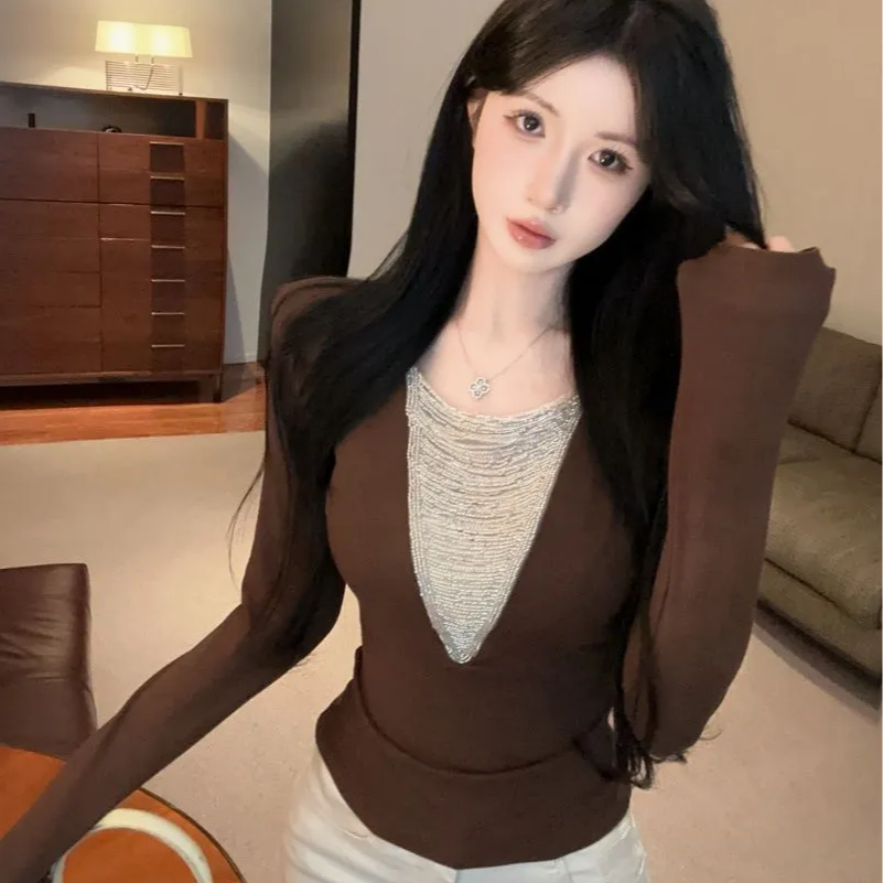 高级感重工珠绣V领长袖T恤女2025秋季新款修身显瘦百搭洋气质上衣