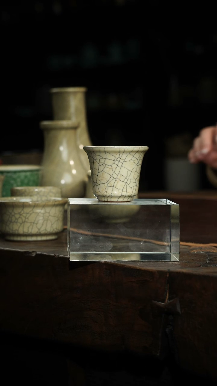 【闪购商品】瓷片《丹山片羽》乾行