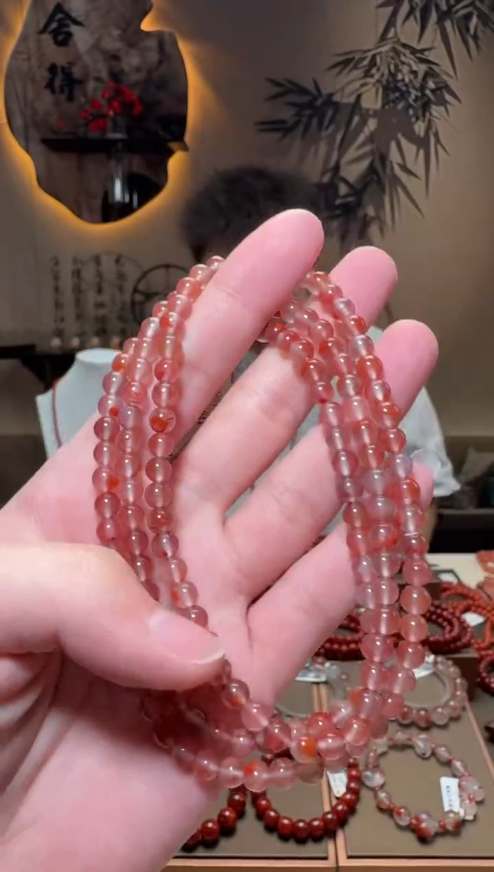 未镶嵌手链南红玛瑙一条约5mm 多样性发货