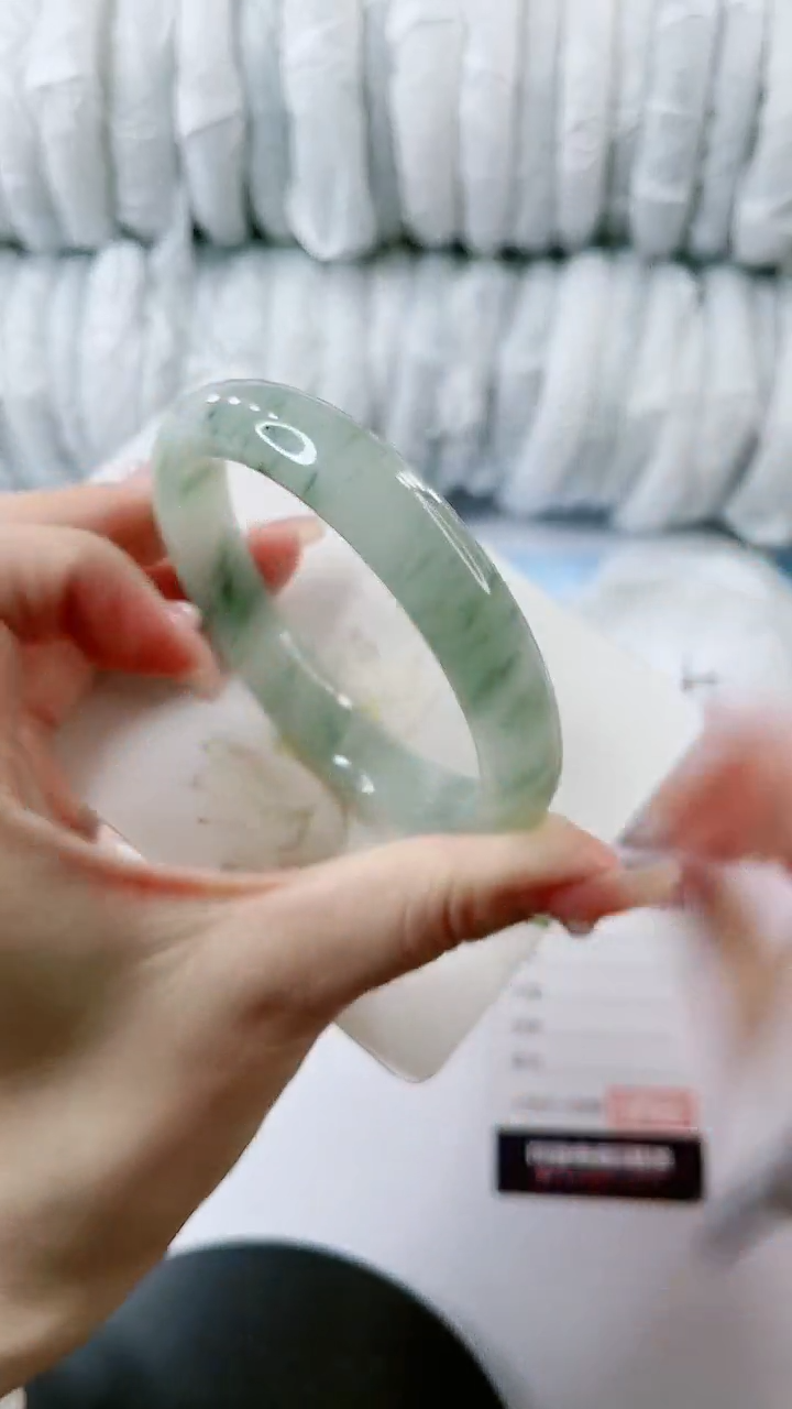 【闪购商品】石英质玉手镯未镶嵌0900971461-多样性发货