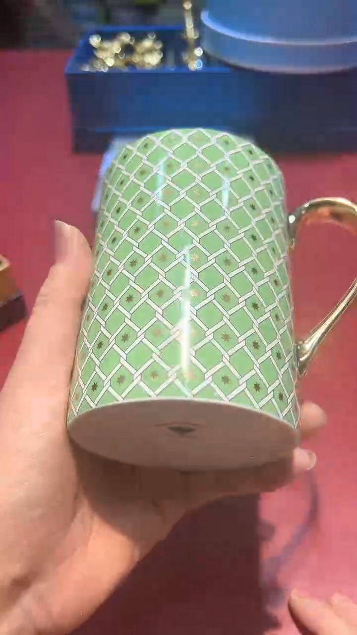 【闪购商品】瓷片锅碗瓢盆一件不剩