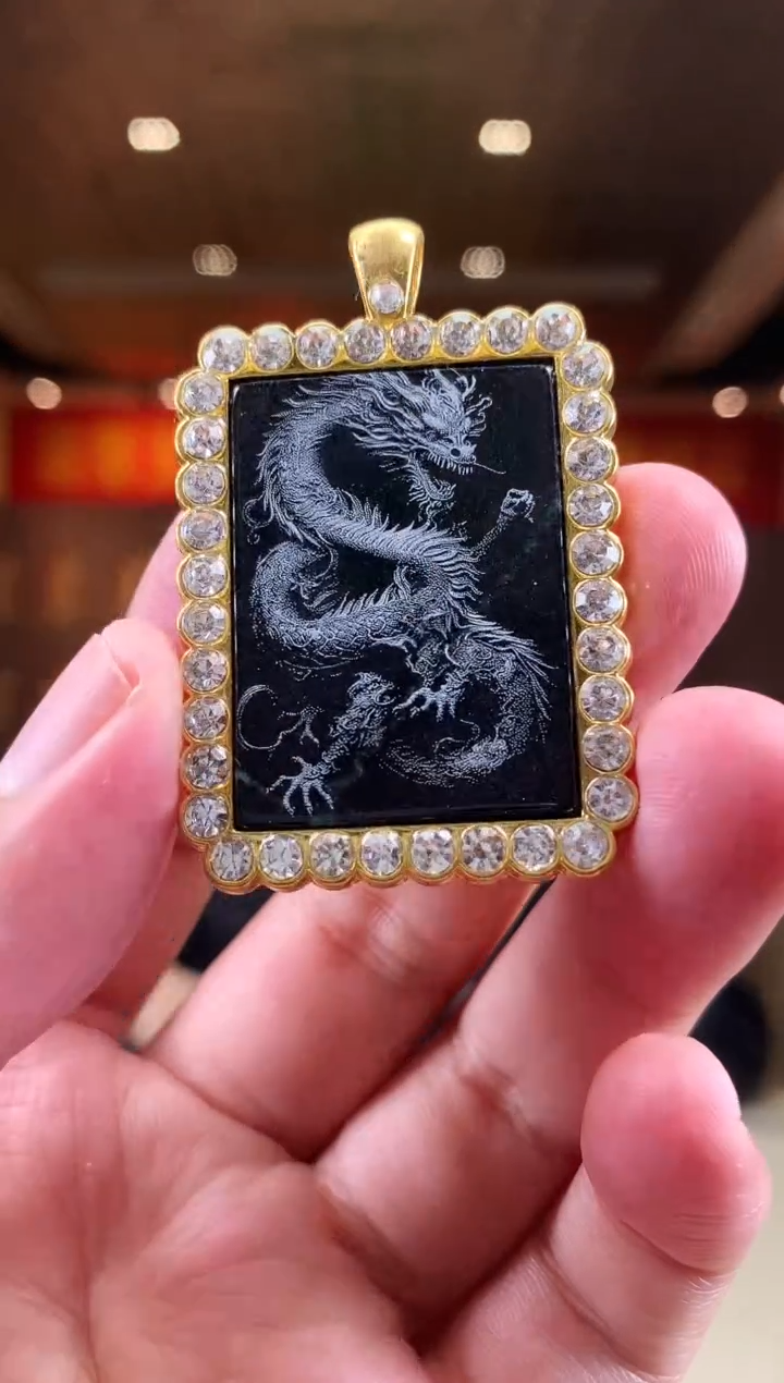 【闪购商品】翡翠颈饰未镶嵌        *504