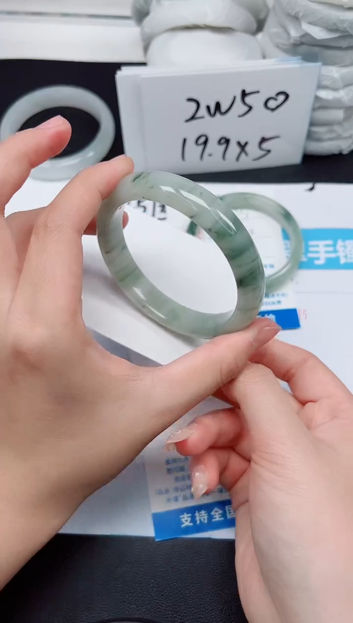 【闪购商品】石英质玉手镯未镶嵌G274-60