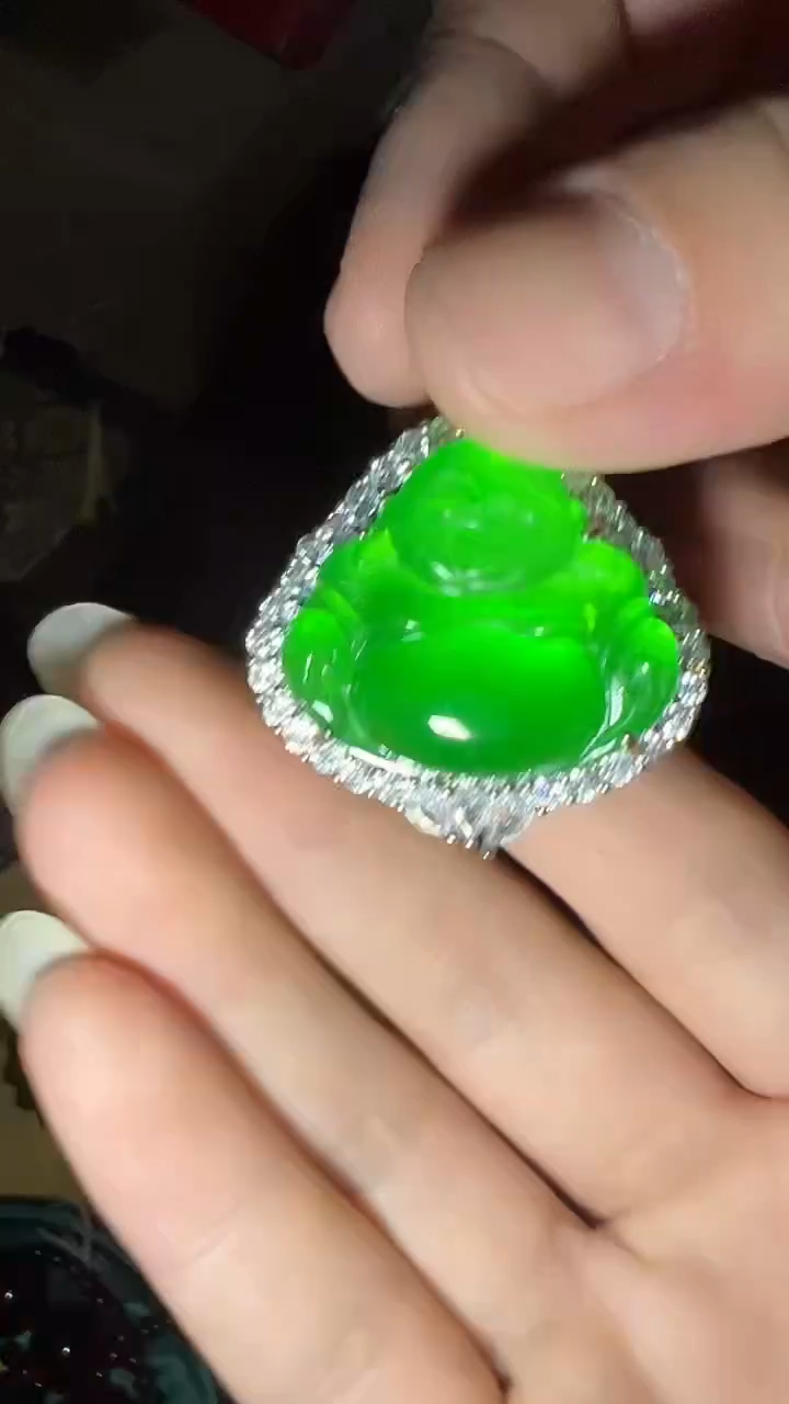 翡翠未镶嵌吊坠(不含链)闪购高端商品链接