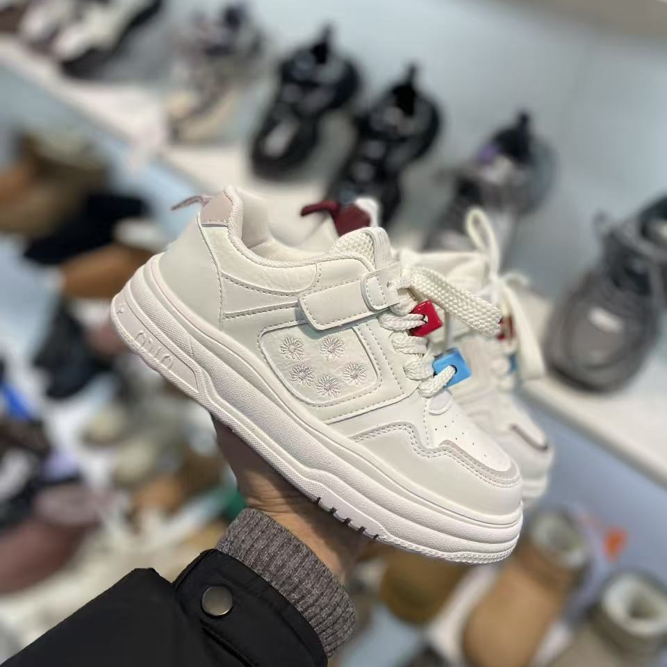 春季新款 625儿童37-41码休闲软底皮面板鞋