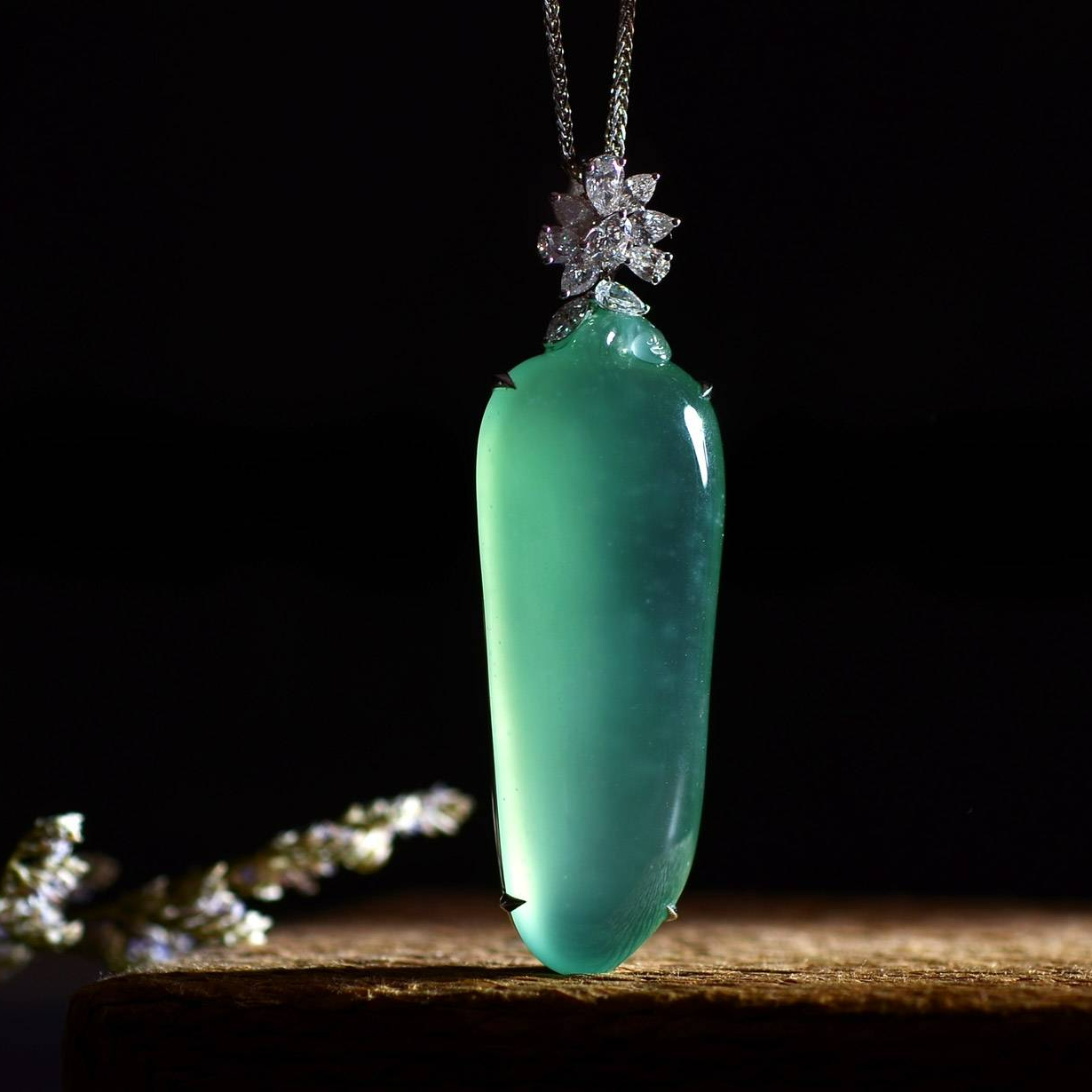 缅甸翡翠A货G18K晴水福瓜翡翠挂件