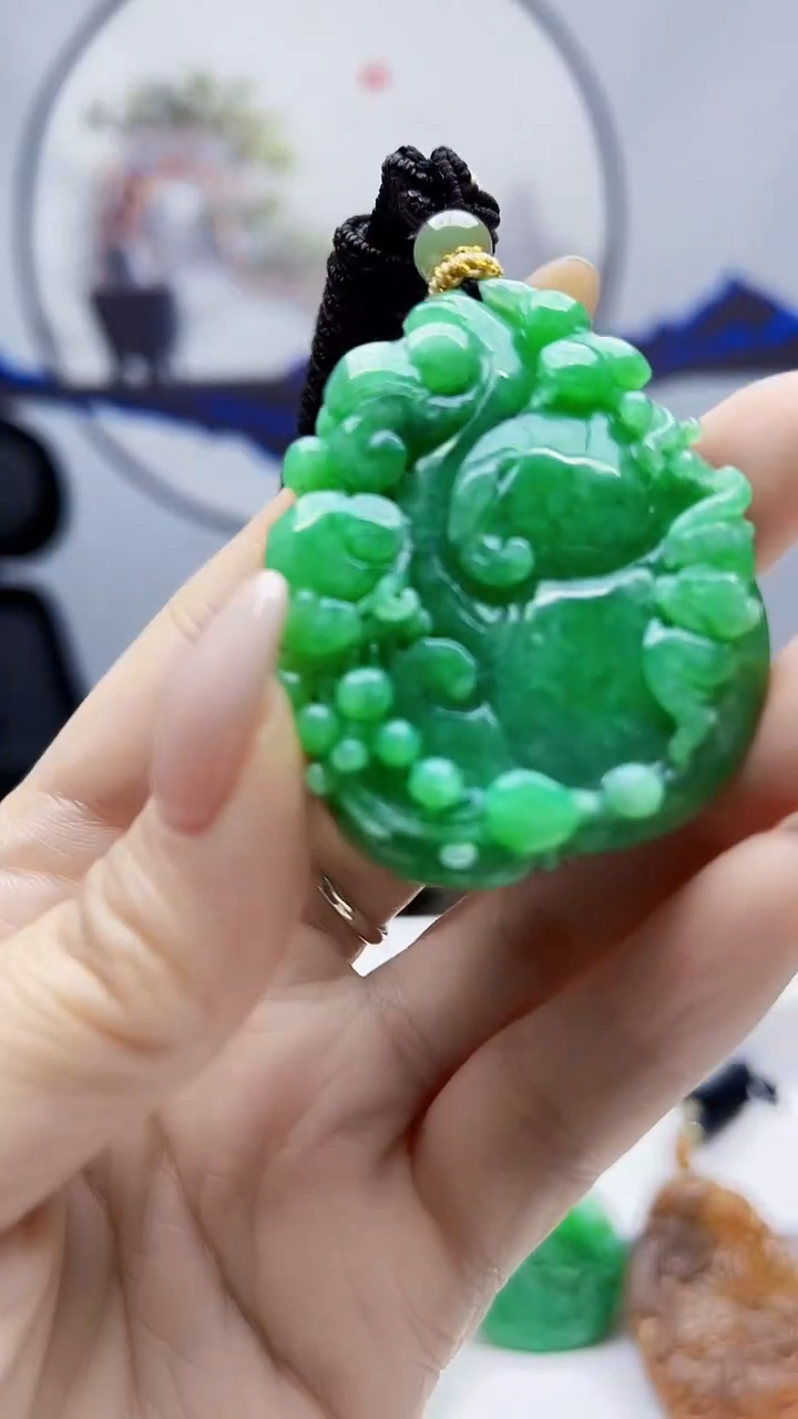 未镶嵌定制翡翠毛货挂件64