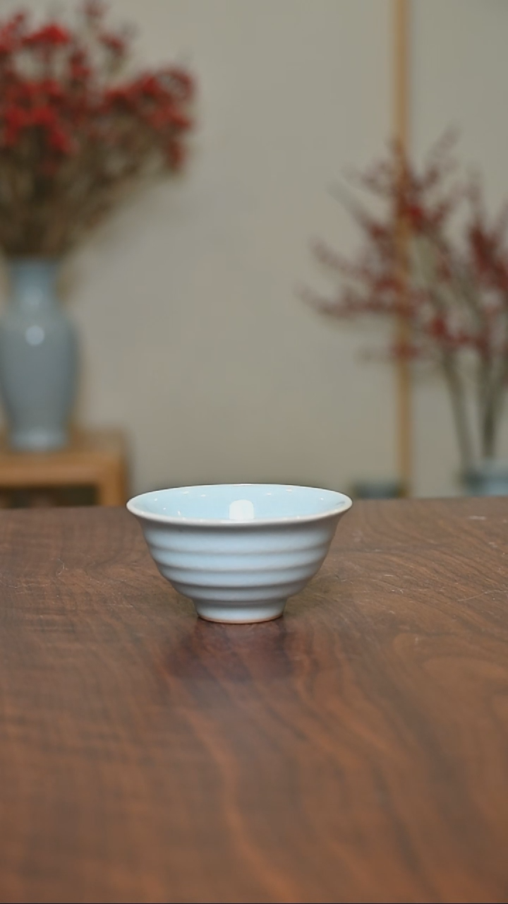 【闪购商品】其他弦纹杯 微瑕天青釉 朱家款