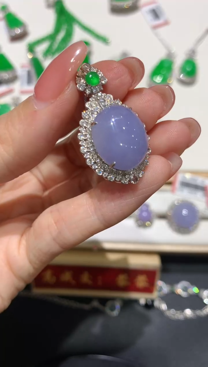 【闪购商品】翡翠吊坠(不含链)18K金镶嵌团购3