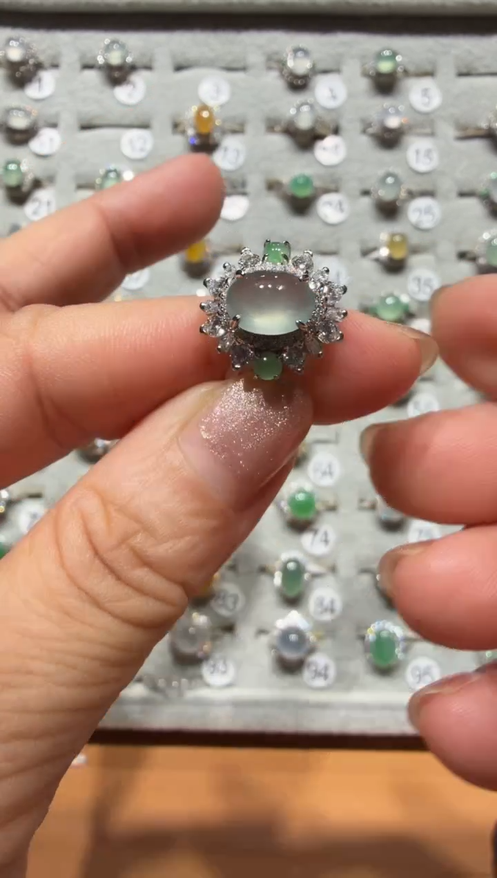 银S925镶嵌戒指翡翠925银镶缅甸A货翡翠戒指