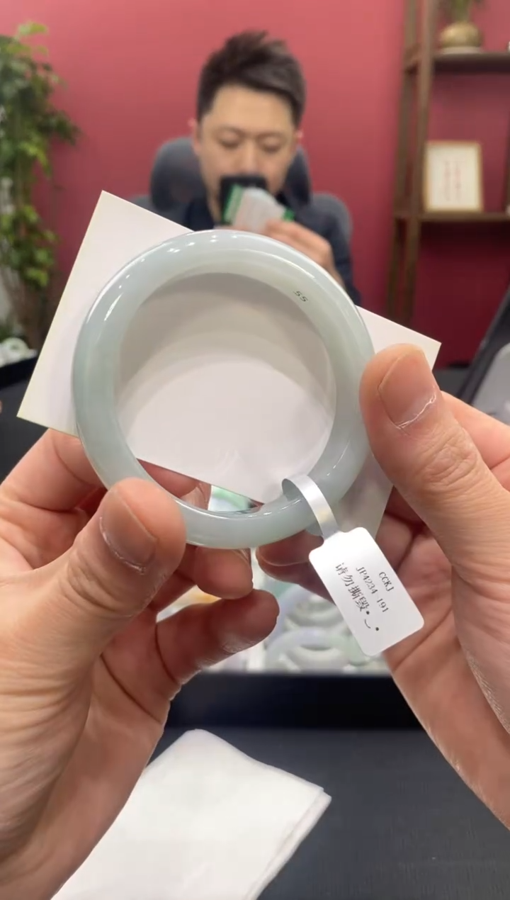 【闪购商品】翡翠手镯未镶嵌00003538