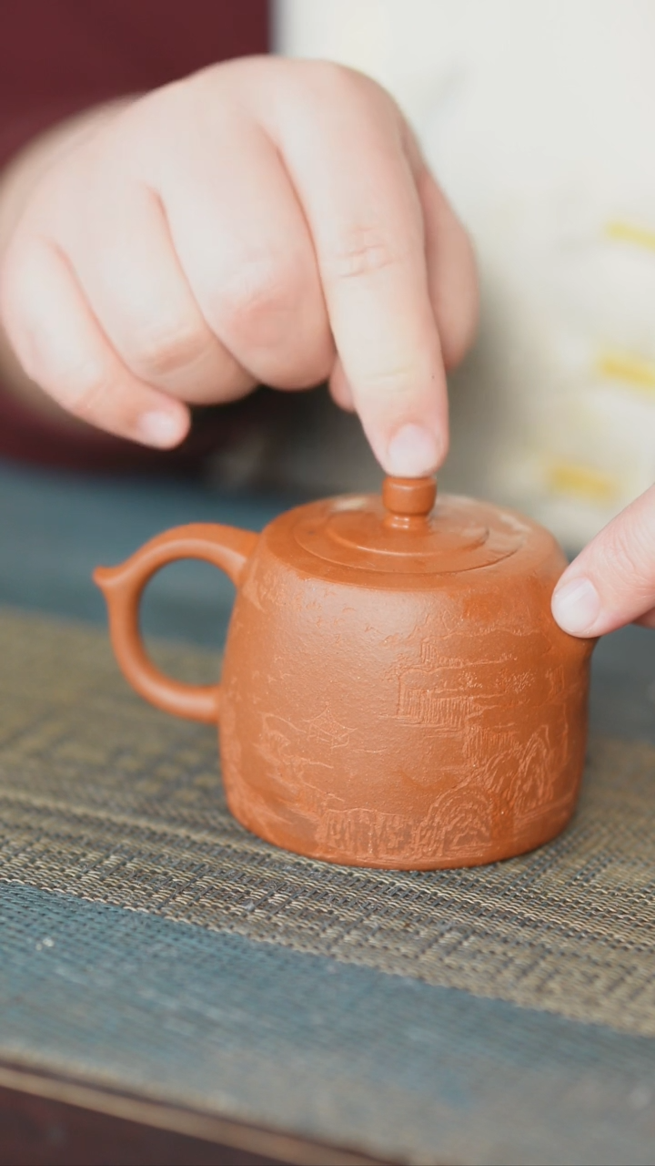 【闪购商品】喀左紫砂真不错，主播就是做壶的