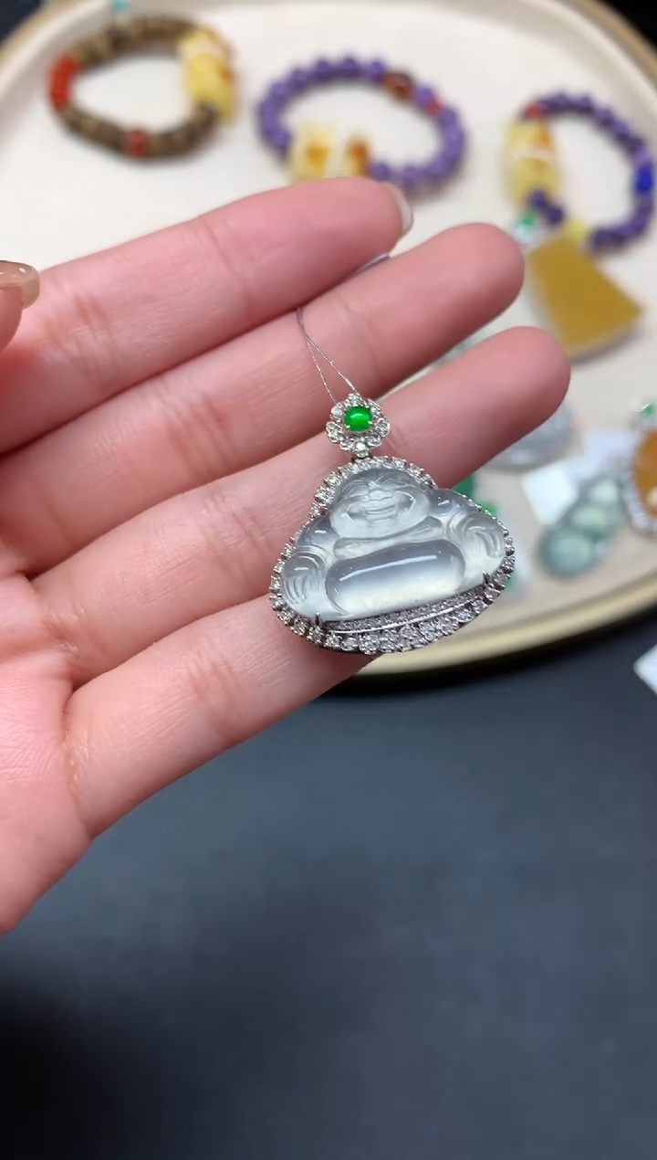 【闪购商品】翡翠吊坠(不含链)18K金镶嵌吊坠A9|16800