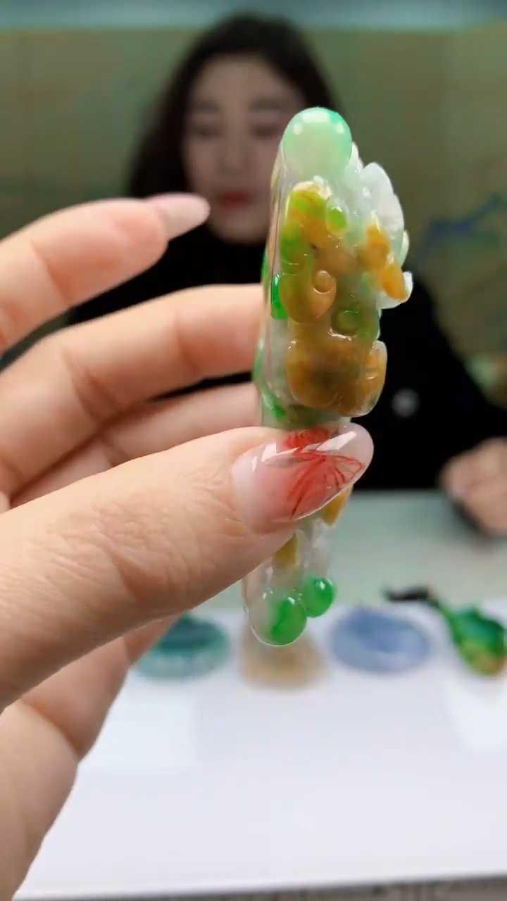 【闪购商品】定制翡翠未镶嵌4829ty-毛货挂件