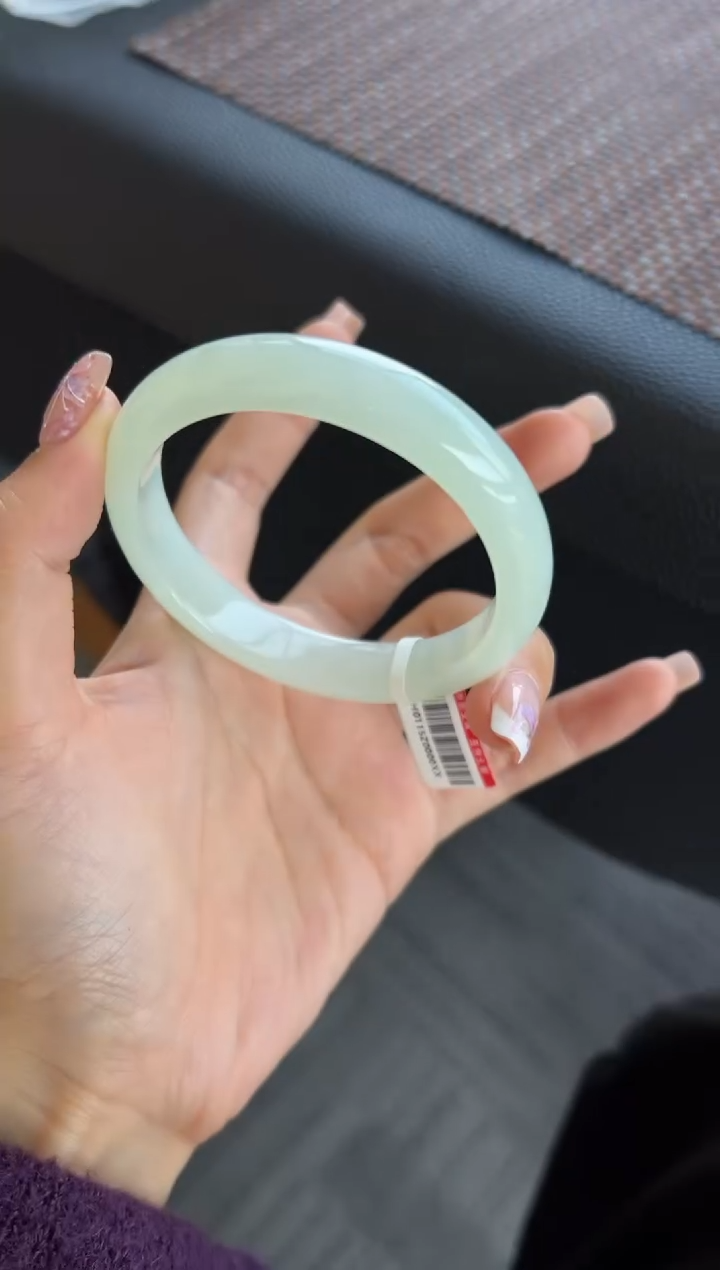 【闪购商品】翡翠手镯未镶嵌40号59.1*12.2*7.5