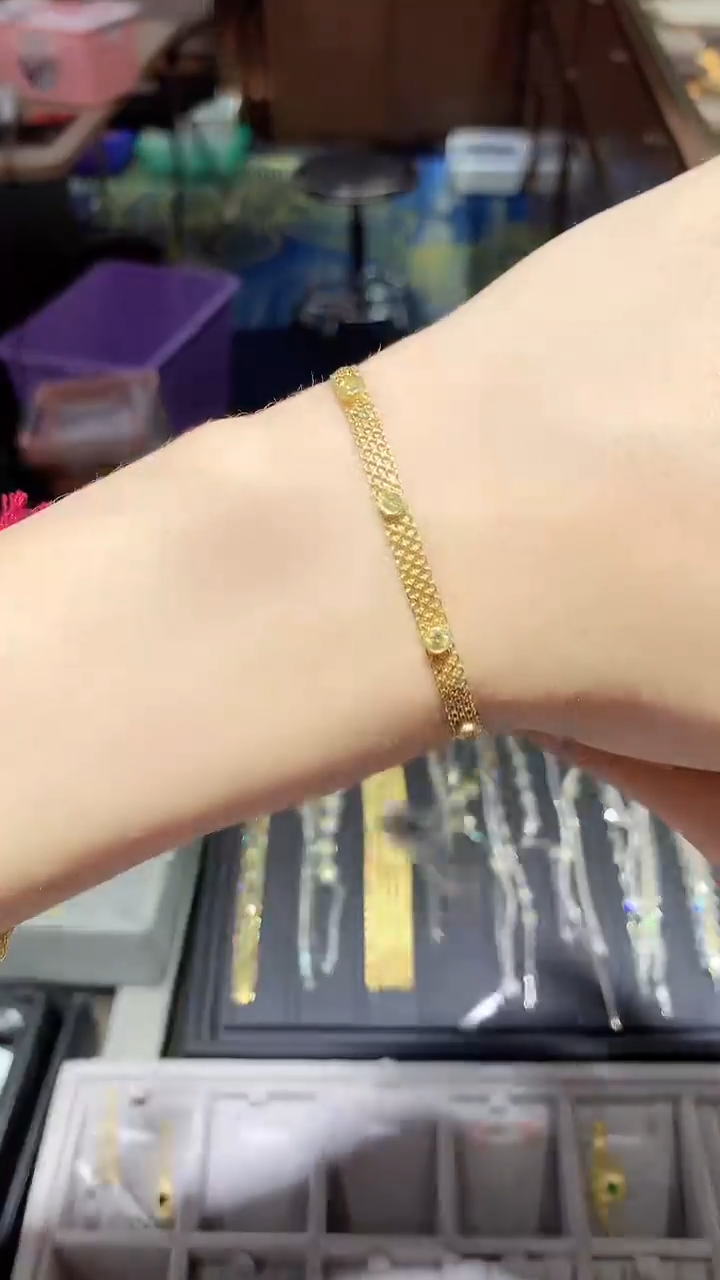 【闪购商品】钻石手链18K金镶嵌钻石手链