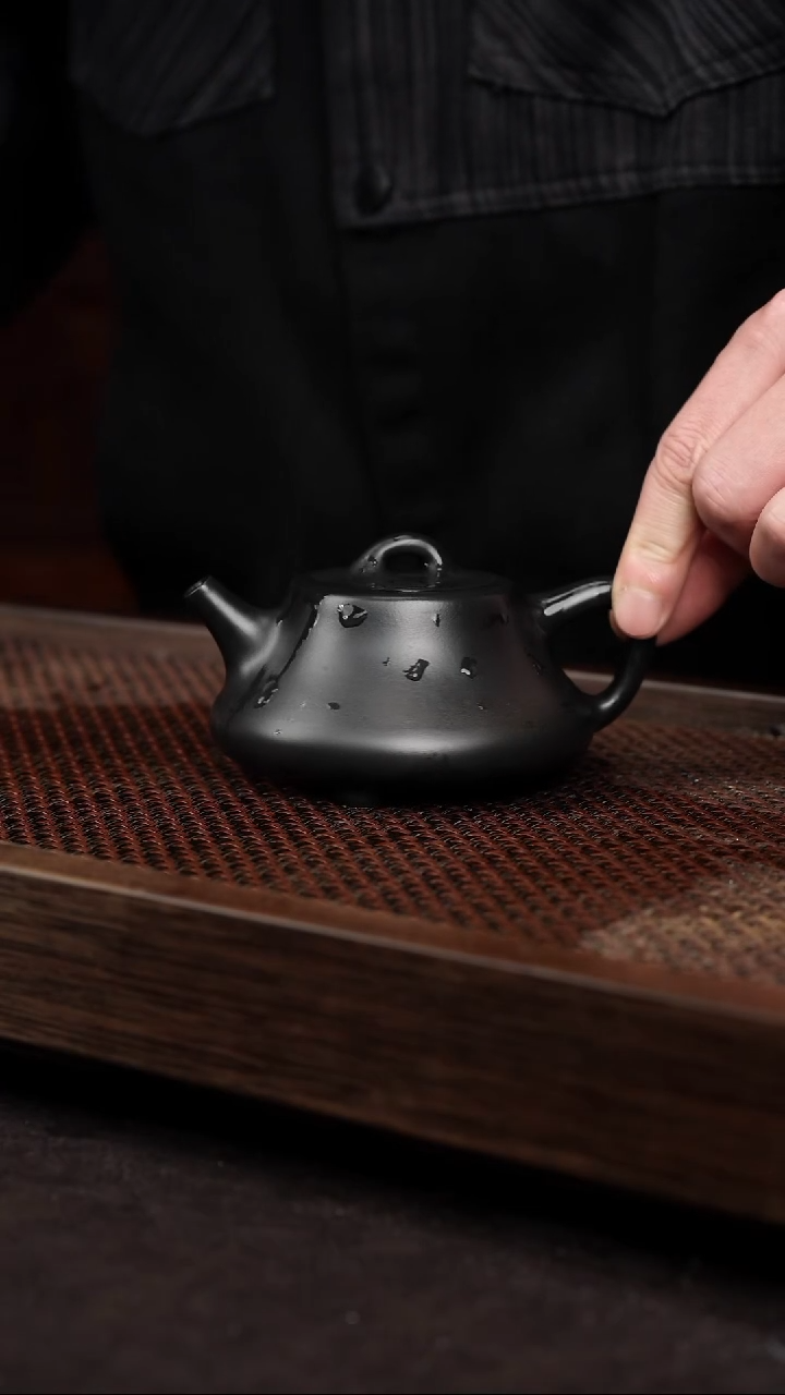 【闪购商品】紫砂茶壶黑料础瓢