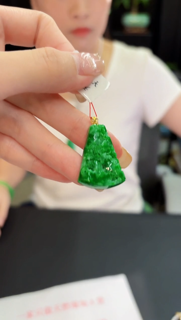 翡翠18K金镶嵌颈饰 缅料A货/支持复检/一件