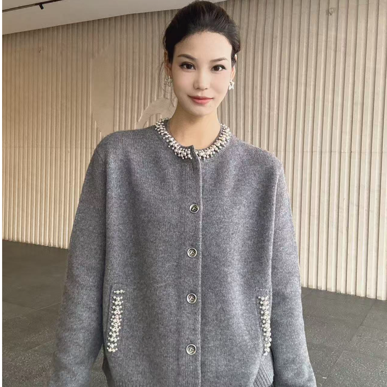 AMASS/阿玛施秋冬新款时尚气质舒适百搭优雅轻奢针织开衫女548052