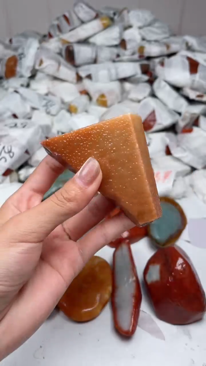 翡翠未镶嵌颈饰V
