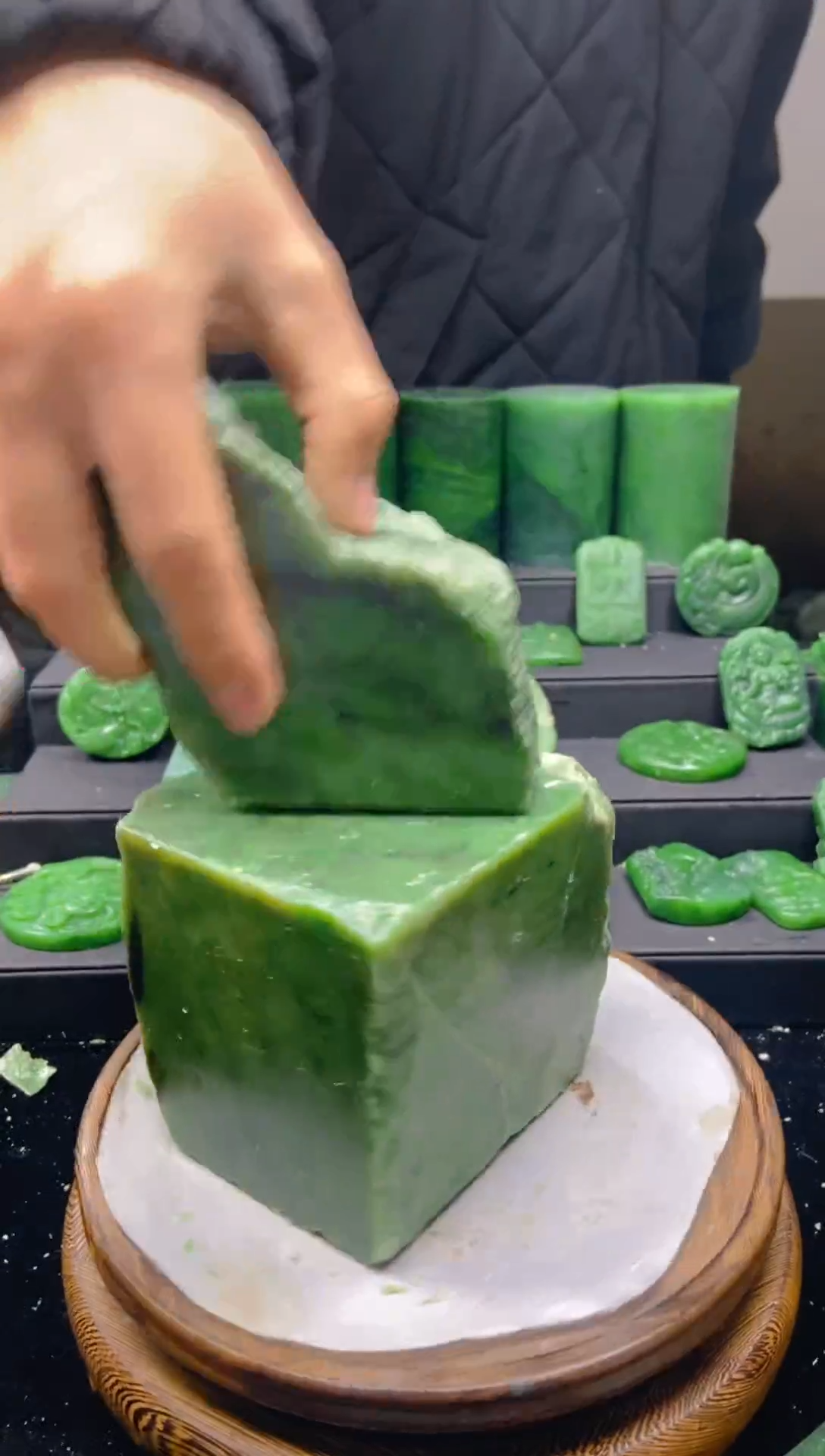 未镶嵌和田玉珠宝半成品1