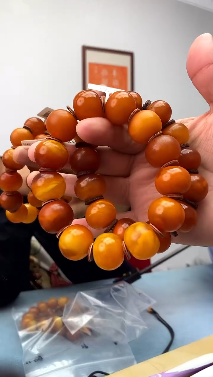 蜜蜡未镶嵌珠宝奇石假一罚十，a2盘珠多样性发一件054