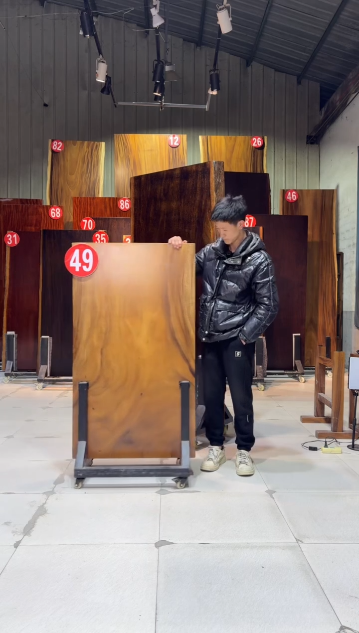 【闪购商品】木胡桃木尺寸；128*73*6