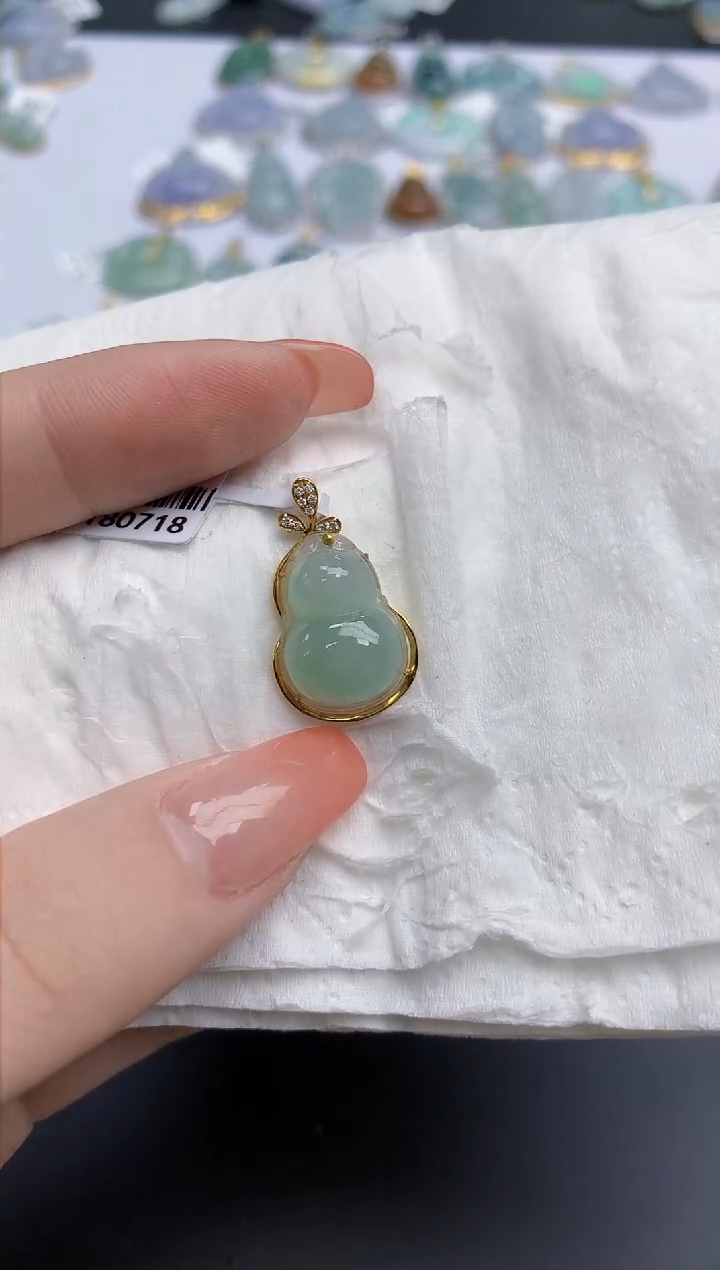 【闪购商品】翡翠颈饰18K金镶嵌天然缅甸翡翠A货