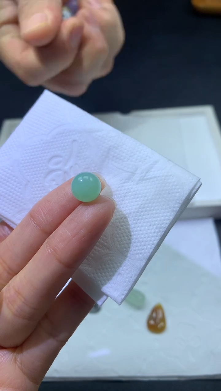 【闪购商品】定制翡翠未镶嵌珠