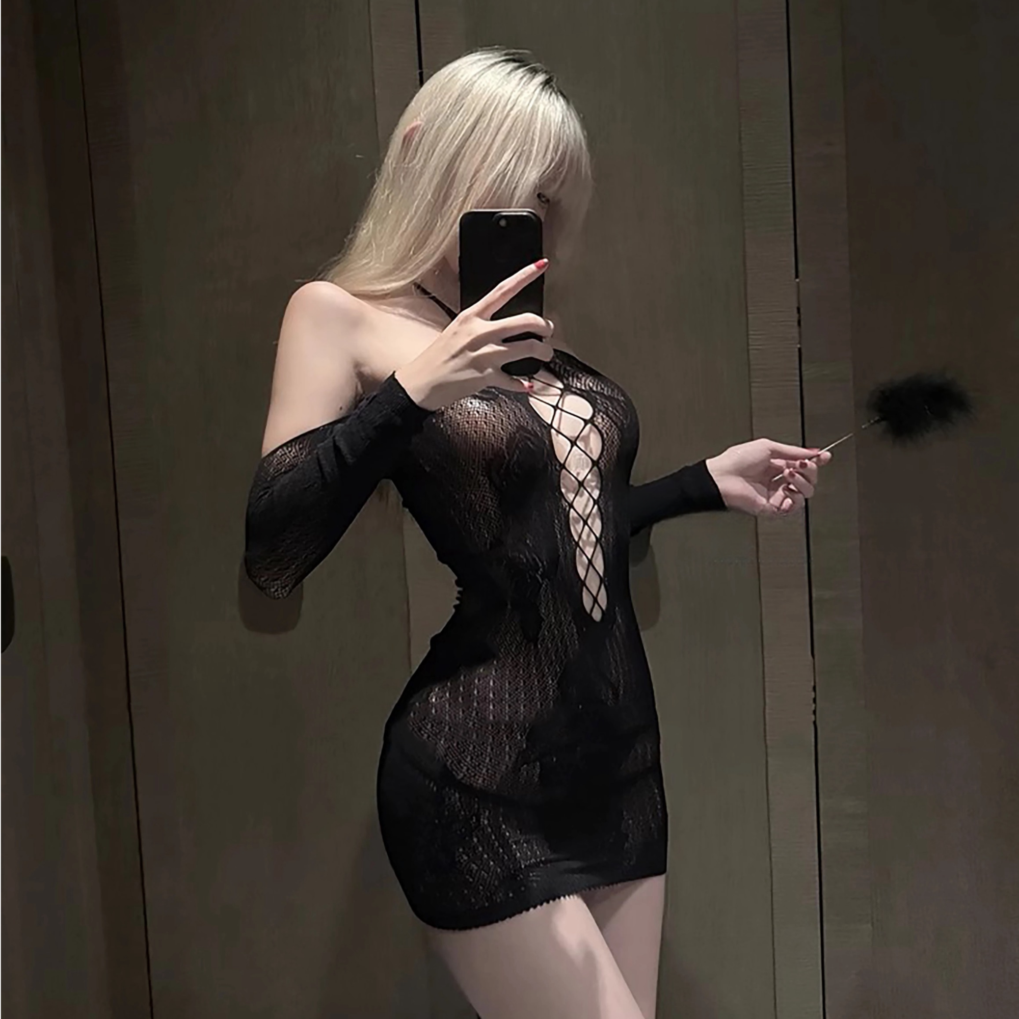 猫什么喵pro·超大弹力挂脖*长袖遮肉音乐节欧美风连衣裙