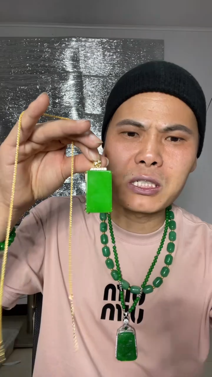 翡翠未镶嵌吊坠(赠链)【小伍珠宝】缅料方块无事牌