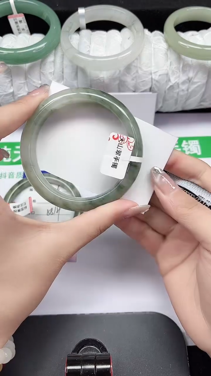 未镶嵌手镯石英质玉307-58/59