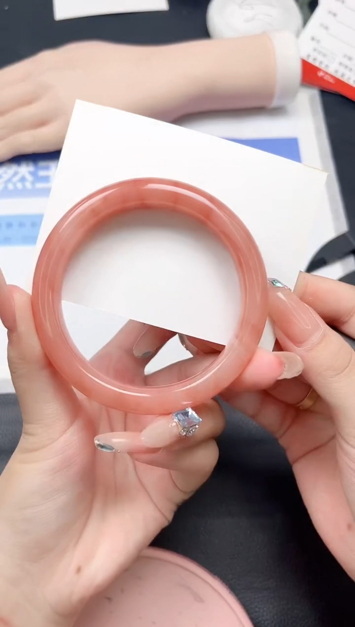 未镶嵌手镯石英质玉83-60