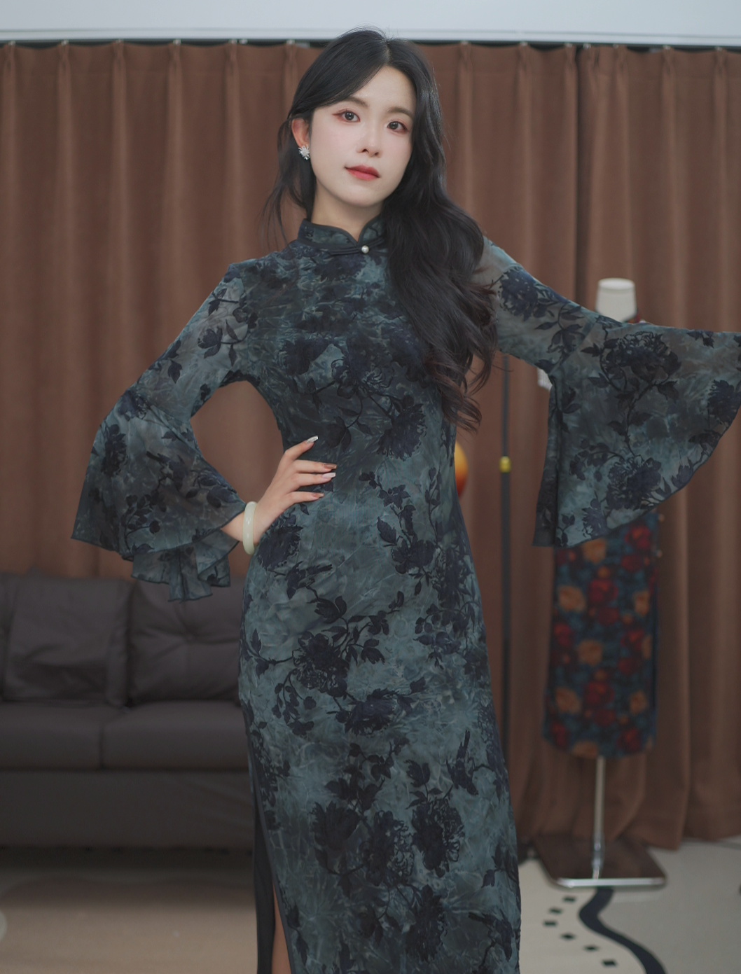 【轻舞】早秋款新中式大倒袖弹力网纱双层长款旗袍 裙长125