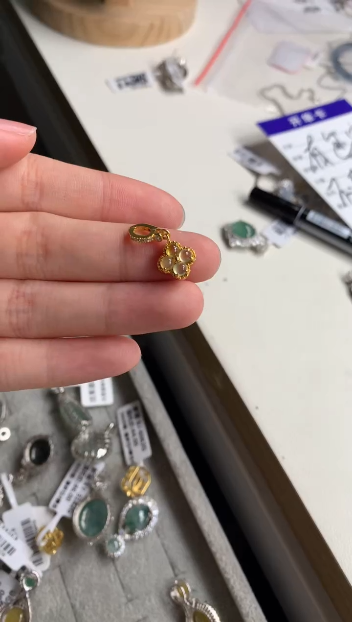 银S925镶嵌戒指翡翠w****e吊坠