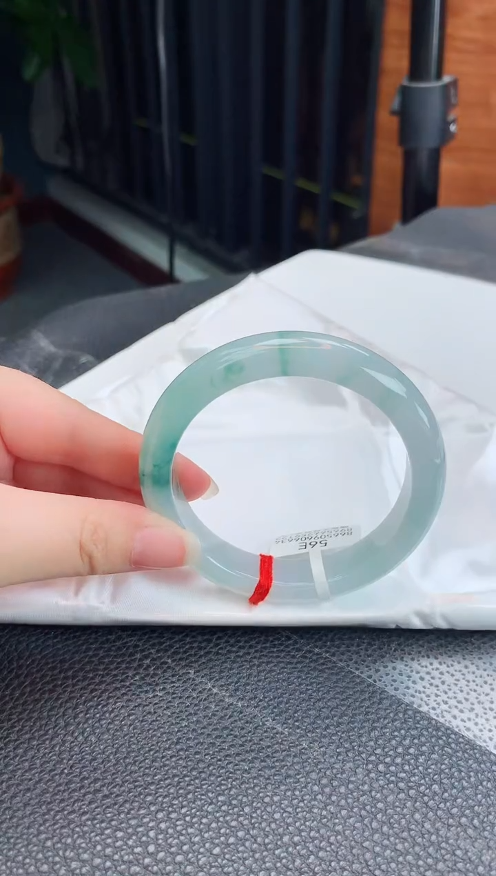 【闪购商品】翡翠手镯未镶嵌缅甸天然翡翠A货手镯