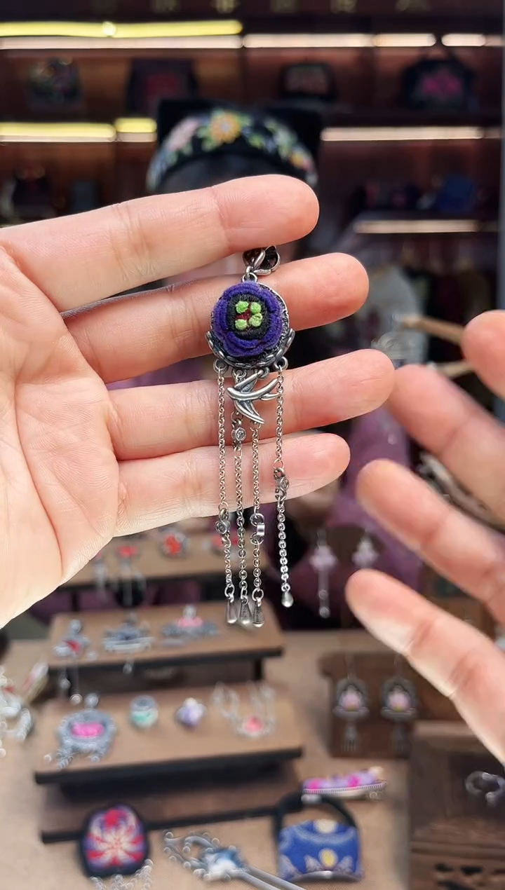 【闪购商品】织绣1622黔东南苗族刺绣