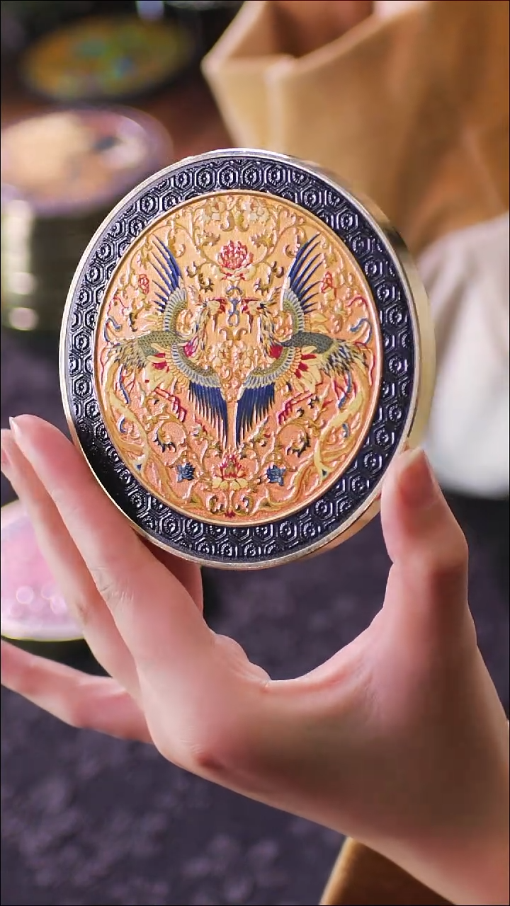 壹藏贰宝双凤朝阳图案铜圈杯垫一片