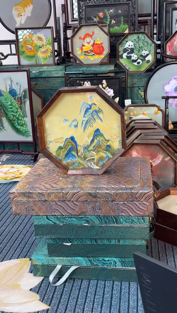 刺绣非遗双面绣摆台