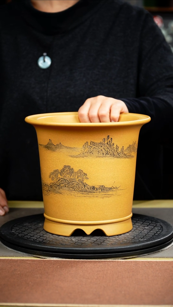 紫砂花盆战**”紫砂花盆