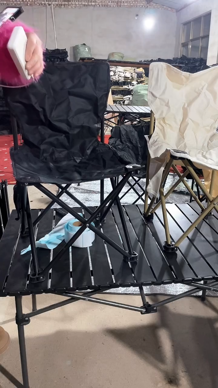 铁中号 折叠靠背 颜色随机