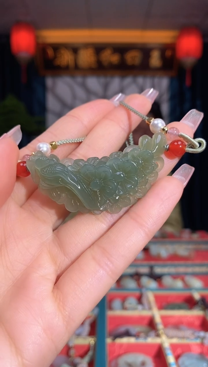 【闪购商品】和田玉颈饰未镶嵌花花