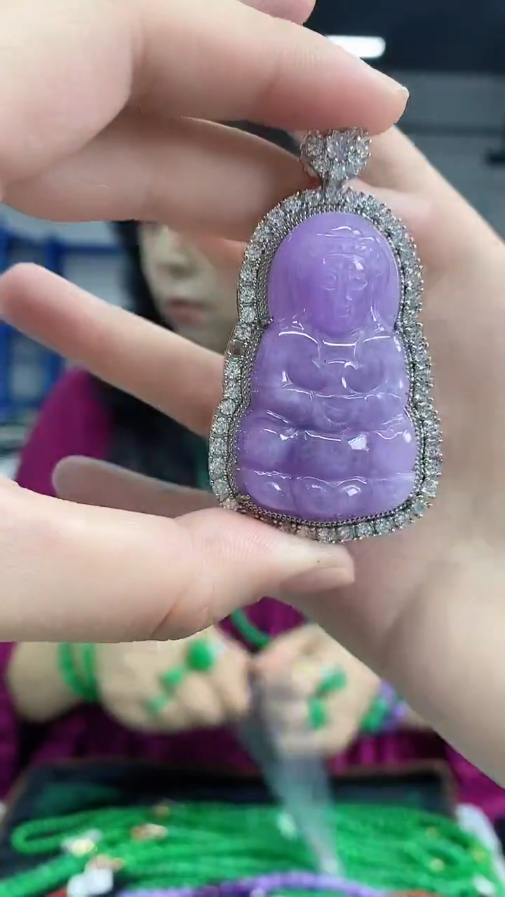 颈饰未镶嵌翡翠闪购链接 多样性发其一颜色微差 瑕疵