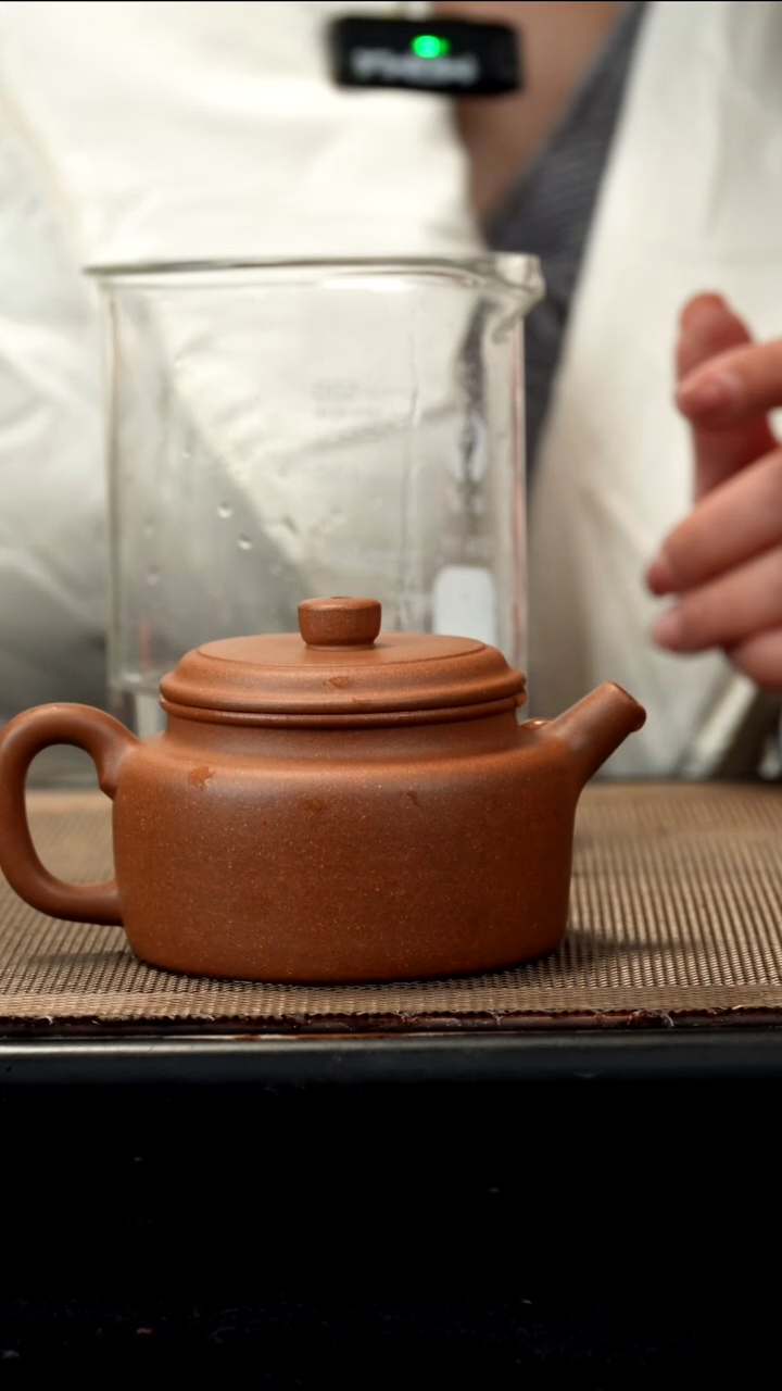 紫砂茶盏段泥德钟170CC微瑕