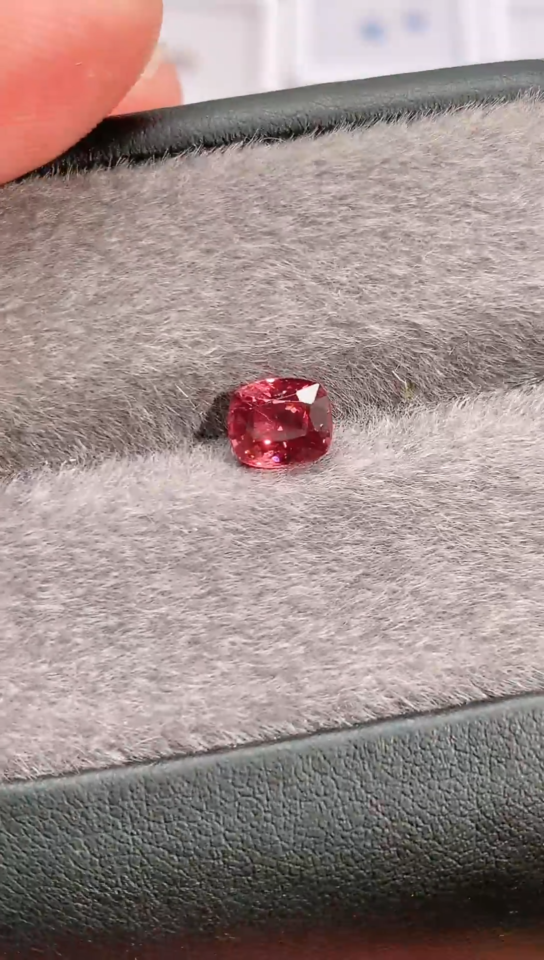 裸石尖晶石广*1.56-342天然尖晶石