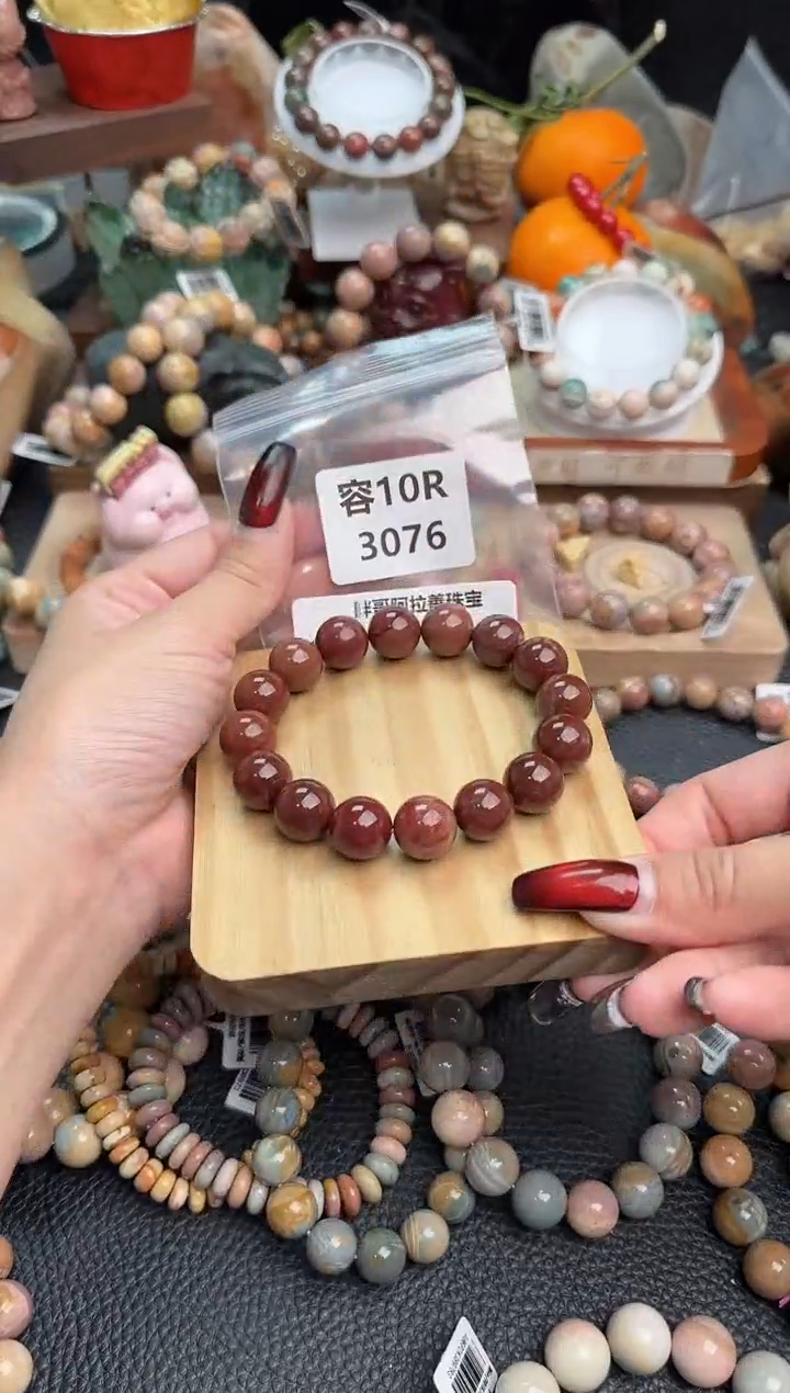 【闪购商品】石英质玉手链未镶嵌10R3076