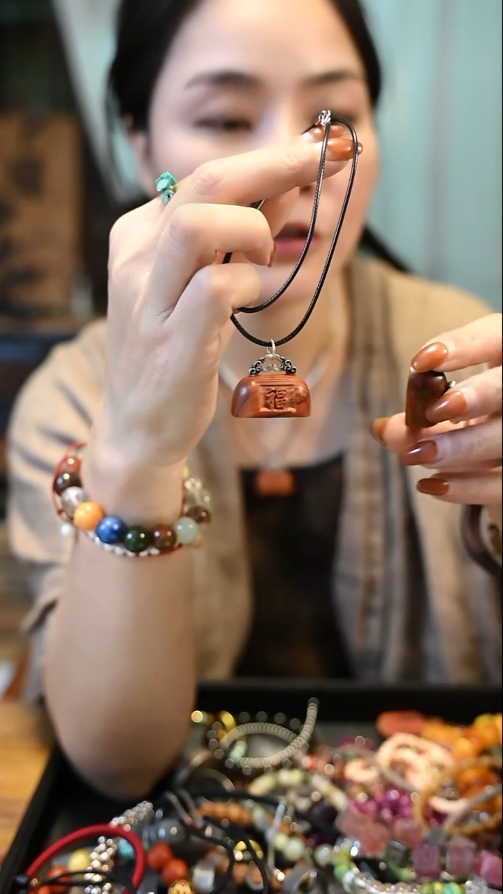 木质坠链均925银黑绳小锁子吊坠