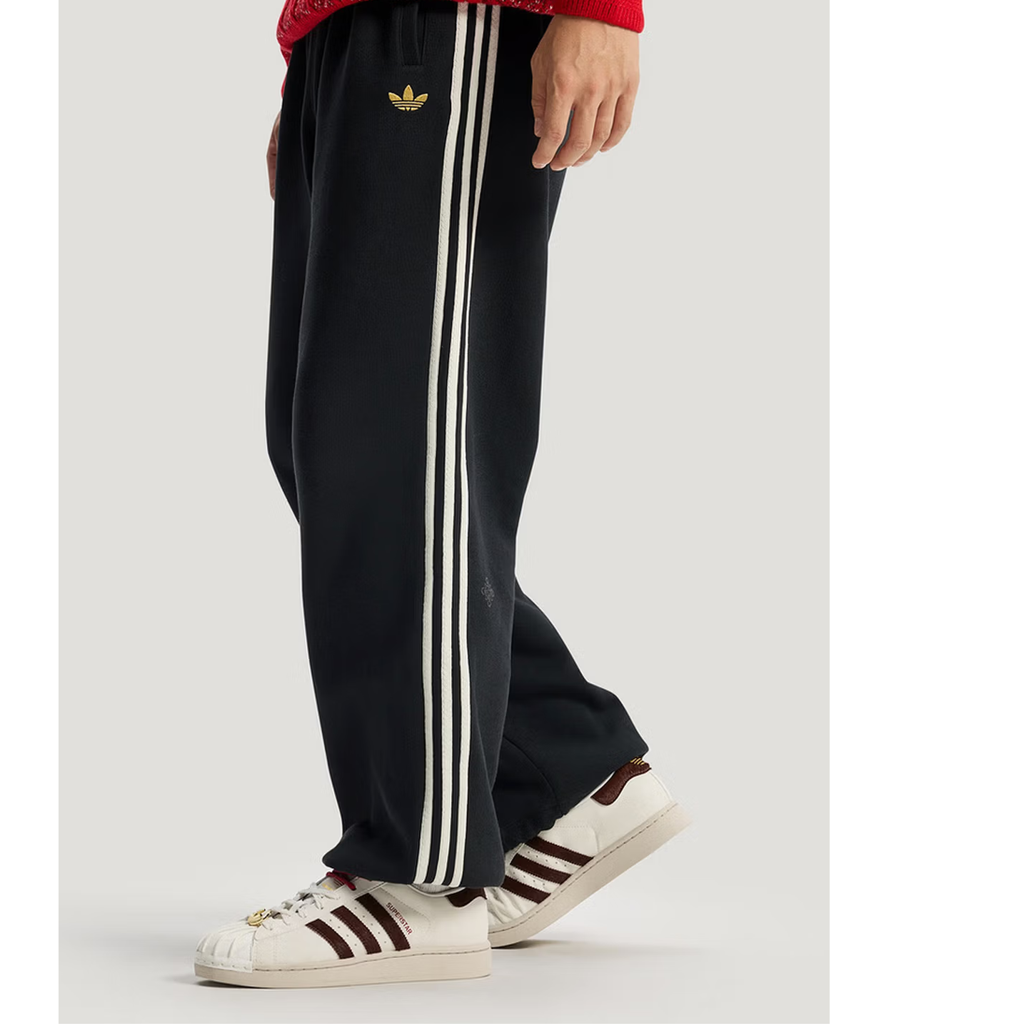 adidas/阿迪达斯新款新年时尚百搭宽松休闲双面针织运动裤KT0652